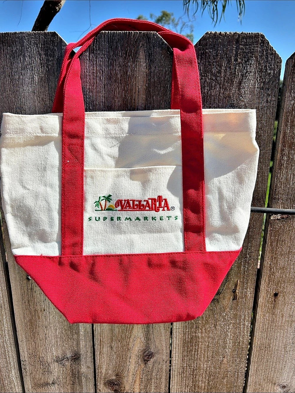 Vallarta Supermarkets Red & White Tote NWT